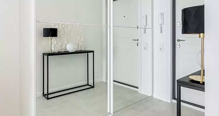 Mirrored Bifold Closet Doors Repair in Redwood City, CA