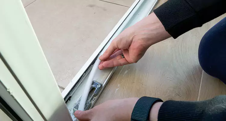 Garage Door Off Track Repair in Redwood City, CA