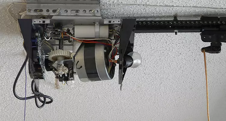 Emergency Garage Door Opener Repair in Redwood City, CA