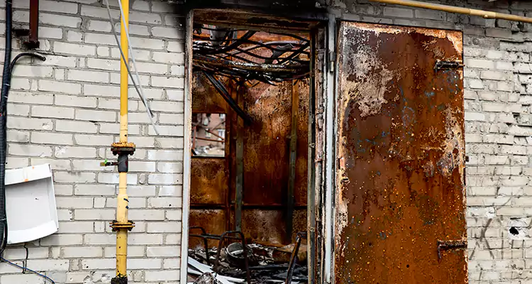 Metal Door Rust Repair in Redwood City, CA