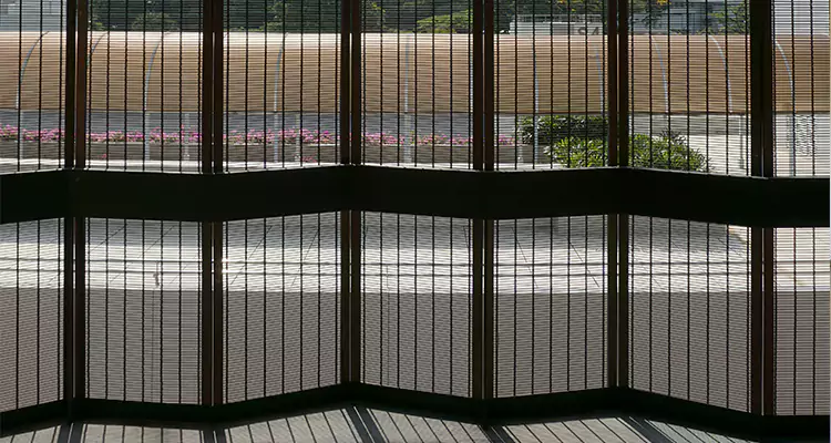Front Screen Door Repair in Redwood City, CA